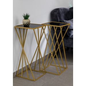 שולחן צד זהב גיאומטרי