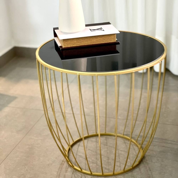שולחן קפה גיאומטרי זהב